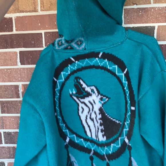 Ecuadorian Wolf Jacket - Picture 8 of 8